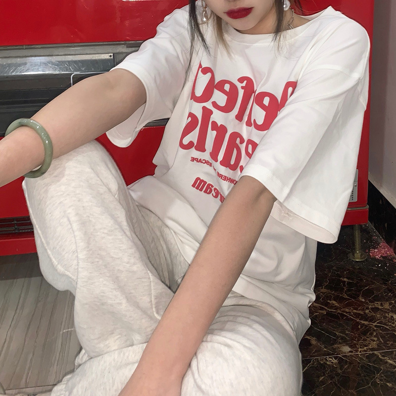 Ljetni ženski T‑shirt s Harajuku stilom, kratkih rukava, udoban slobodan kroj, Korejskog dizajna.