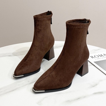 Ženske cipele s francuskim stilom s visokim potpeticama, čizme do gležnja, jesen-zima 2025, Maillard debeli potpetica, zatvarač straga, elastične, Martin stil