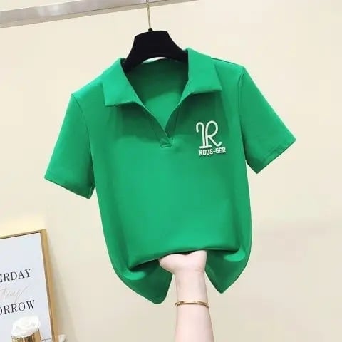 Ženski T-shirt s kratkim rukavima i Polo ovratnikom u Klein Blue, ljetni model, uskog kroja