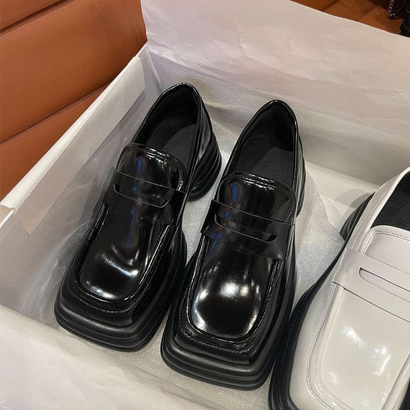 Ženske kožne loaferice s četvrtastim vrhom, platforma s debelom potplatom, ljeto 2025, srednji visoki potpetica, slip-on, japanski i britanski stil