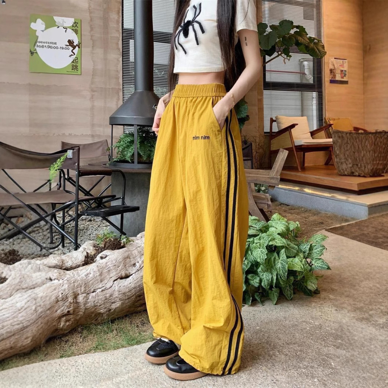 Ženske sportske hlače od ledene svile za brzo sušenje, jogger stil, lagane ljetne hlače s bočnim trakama, straight ili wide-leg kroj
