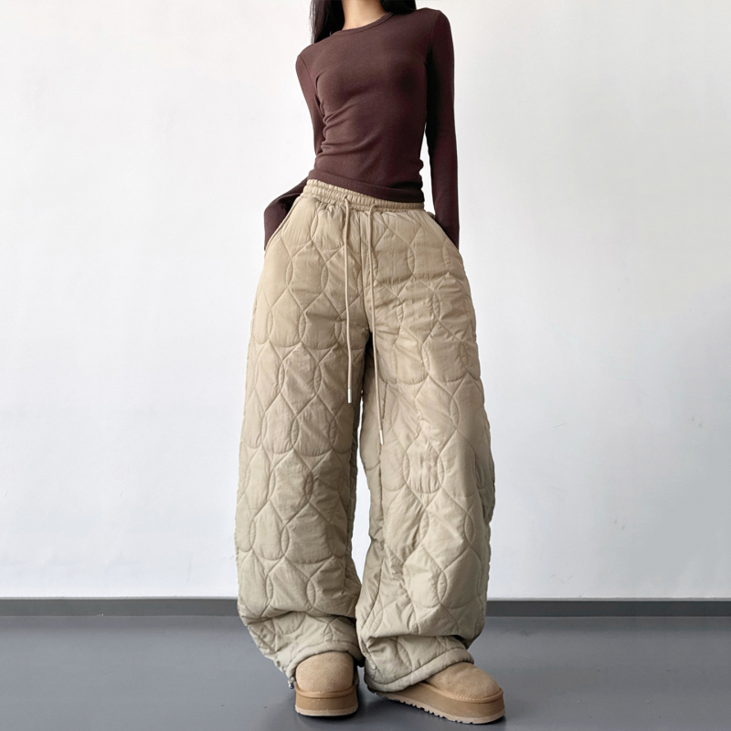 Ženske zimske traper hlače ravnog kroja, udoban gradski stil, denim, 2025