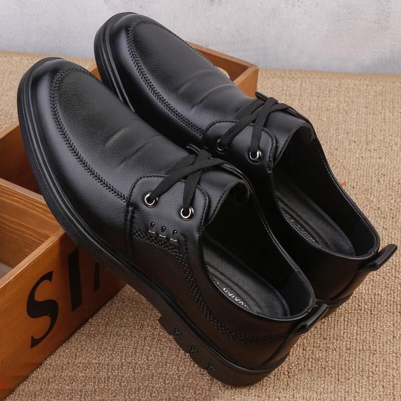 Muške crne nubuk kožne brogue cipele – casual i poslovne, gumeni đon