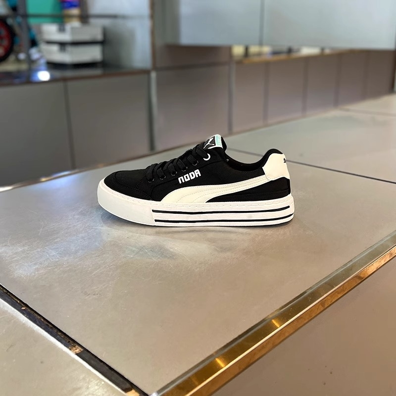 Bijele ljetne tenisice 2025, prozračan mrežasti gornji dio, mekana podloga, povećanje visine, skateboard stil muške casual tenisice