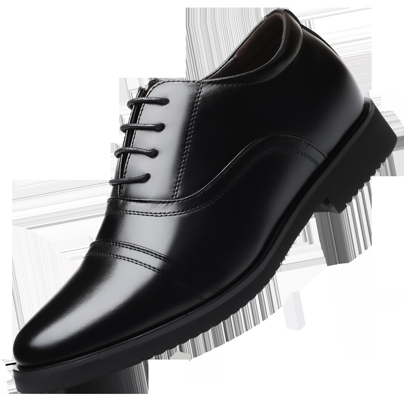 Férfi bőrből perforált loaferek elasztikus slip-on kialakítással, 3–5 cm magasított sarokkal, PU bélés, gumitalp