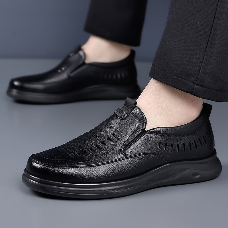 Sandale casual din piele, cu decupaje perforate, mărime extralargă, slip-on, talpă moale