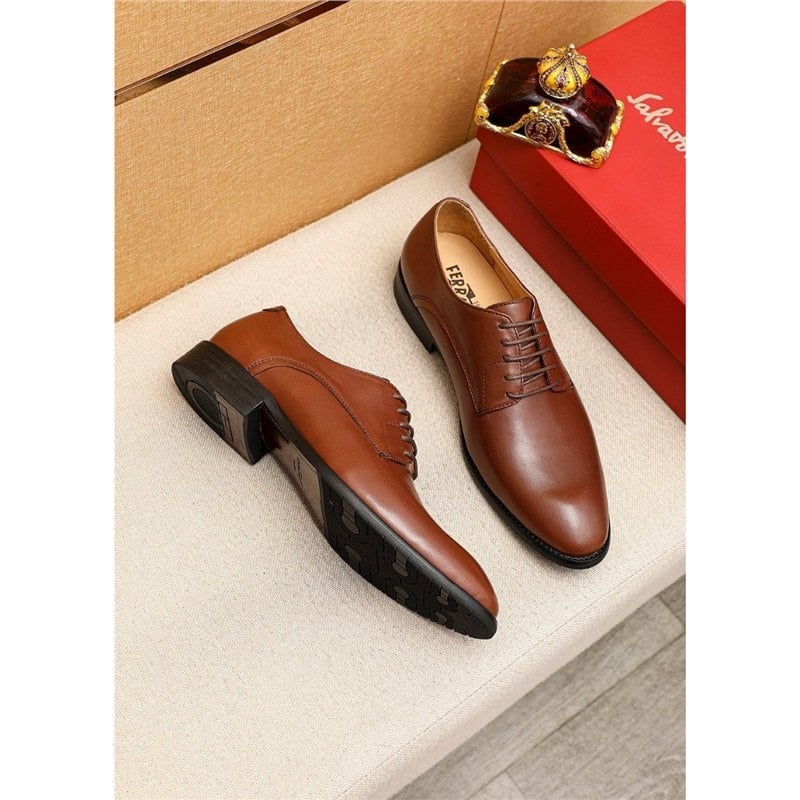 Pantofi eleganți de bărbați din piele lucioasă, cu vârf drept, stil britanic Oxford