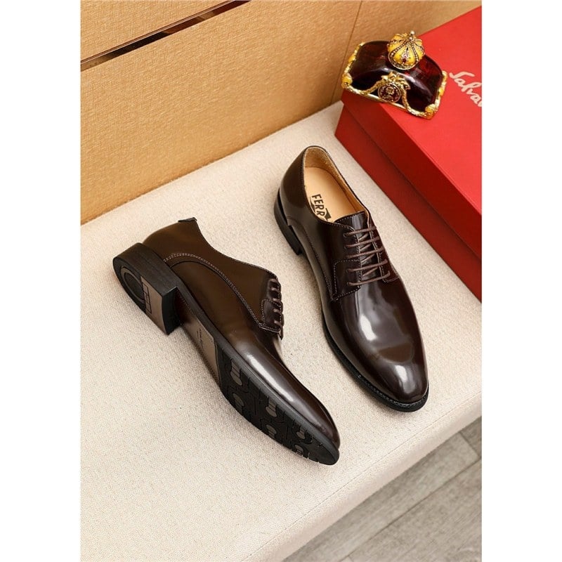 Pantofi eleganți de bărbați din piele lucioasă, cu vârf drept, stil britanic Oxford