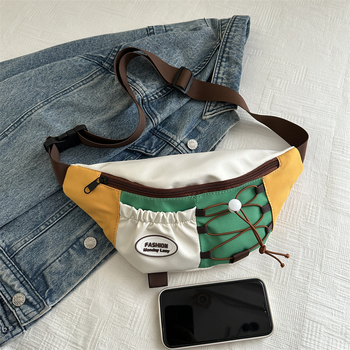 Torba za prsa u kontrastnim bojama, unisex, Harajuku nadahnuta retro crossbody dizajn