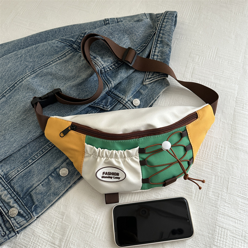 Torba za prsa u kontrastnim bojama, unisex, Harajuku nadahnuta retro crossbody dizajn
