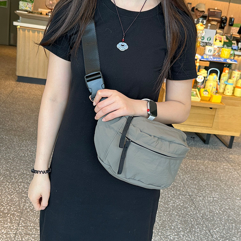 Torba preko ramena u korejskom stilu od najlona za žene, za svakodnevno sportanje i vožnju biciklom, planinski stil, unisex minimalistički dizajn