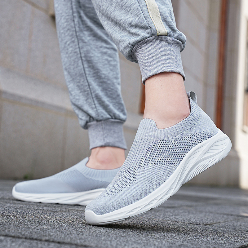 Nagy méretű férfi slip-on cipő, légáteresztő hálós felsővel, könnyű, sportos mindennapi viseletre, EU 39-48