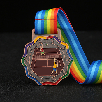 Medalja od cinkove legure, prilagođena badmintonu i tenisu – svečana nagrada za školski sportski susret, zlatna i srebrna