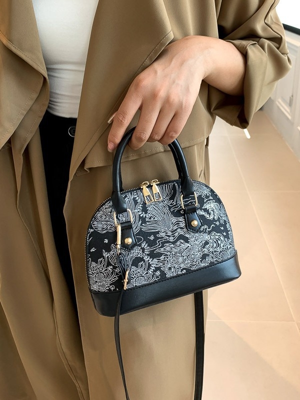 Ženska torbica tip školjka, korejskog stila, moderan i jednostavan dizajn, ramenska i crossbody torba, model 2023