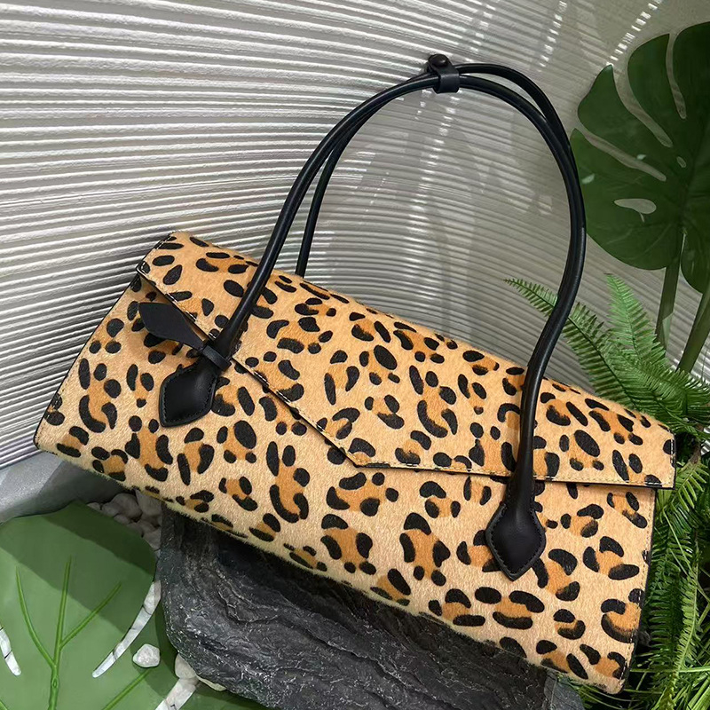 Ženska torbica s leopard uzorkom od kože goveda, modernog zapadnog stila, ljeto 2025, dnevna torba preko ramena