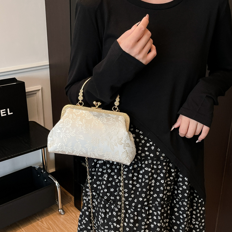 2025 nova kineskog stila večernja torba s retro perlama, crossbody torba s jednim ramenskim remenom, zlatni hardver