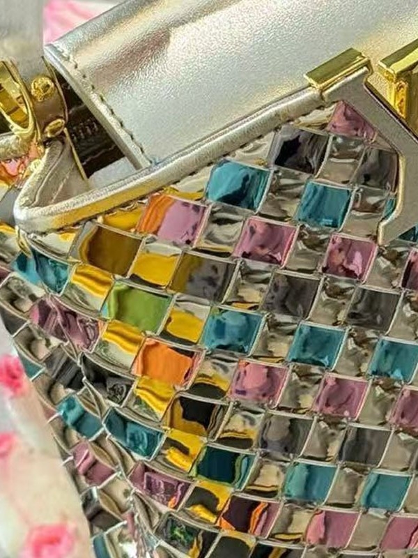Nova ženska torbica za nošenje na ramenu i preko tijela — moderna, za posao, gradski stil i večeru