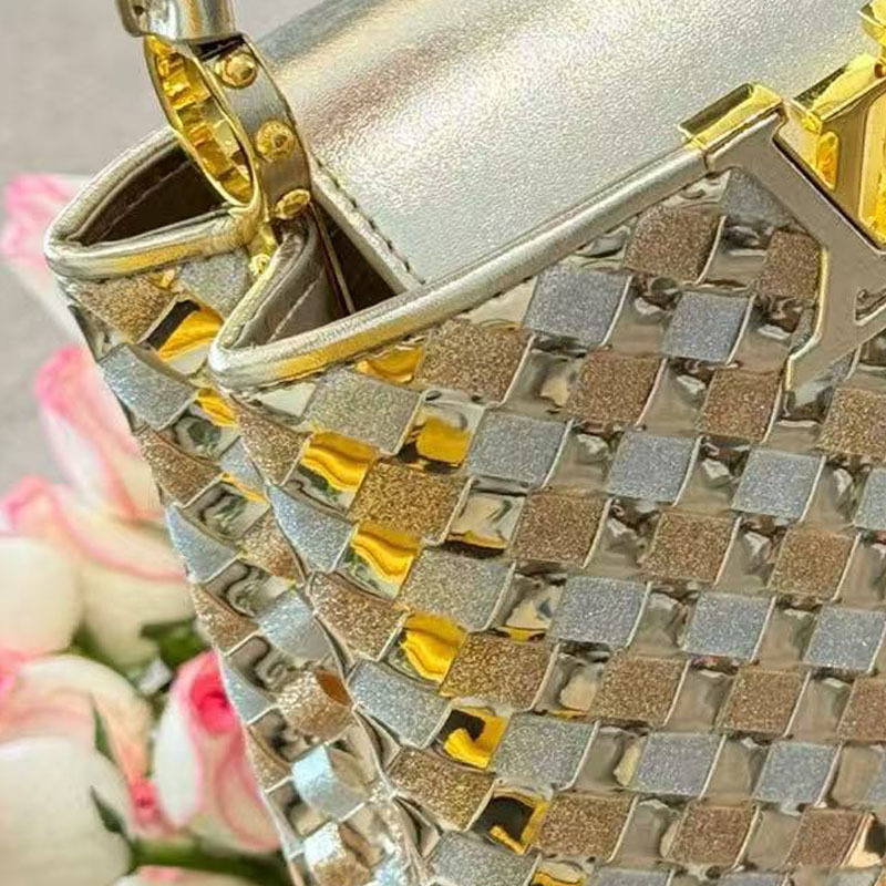 Nova ženska torbica za nošenje na ramenu i preko tijela — moderna, za posao, gradski stil i večeru