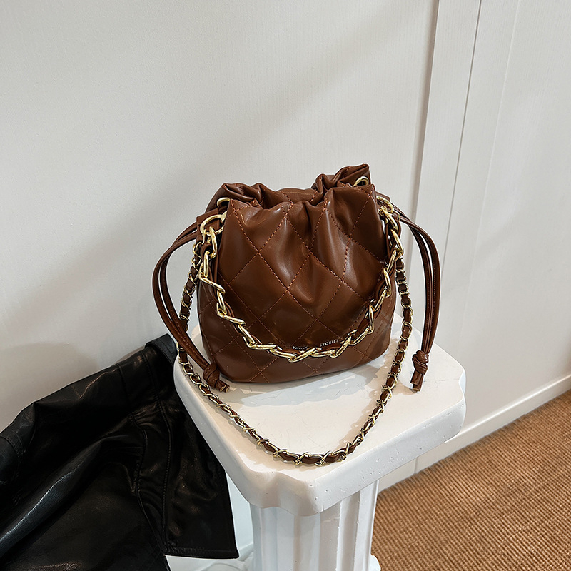 Nova ženska torbica s rombo vezom u vintage stilu, torba za rame i crossbody bucket bag
