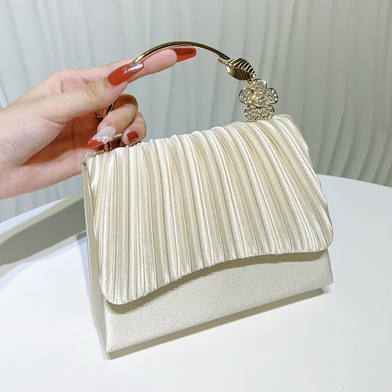 Crna clutch torbica s lancem, svestrana za večernje haljine i bankete, elegantna i jednostavna, inspirirana cheongsam