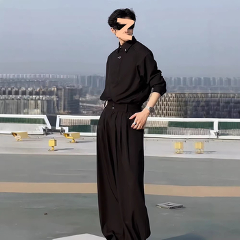 Designer férfi fekete ing és nadrág szett, magas minőség, lazított szabás, hétköznapi viselet
