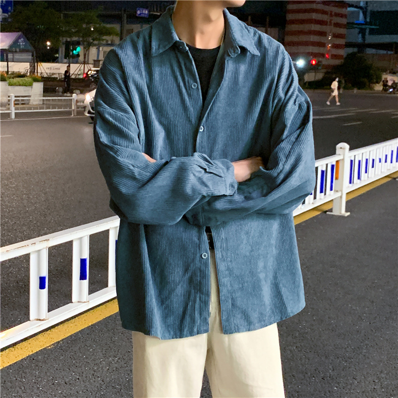 Muška košulja od korduroja – široka silueta, dugi rukavi, korejski stil, gradski streetwear,utjecaji Hongkonga i japanskog stila