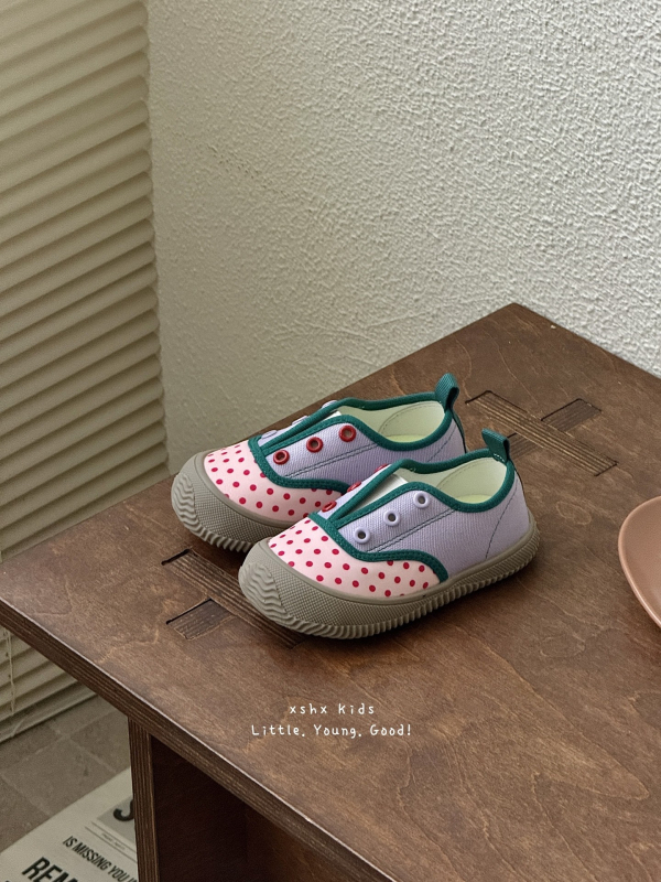 Gyerekeknek való vászoncipő, slip-on Velcro záródással, lélegzetelálló, csúszásmentes, koreai retro stílus, tavasz–nyár
