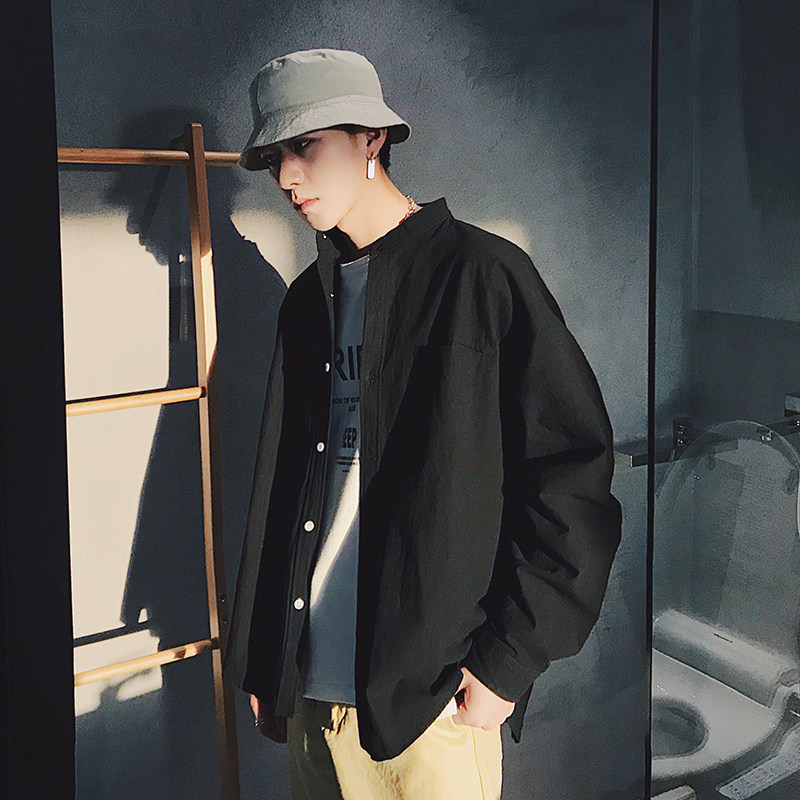 Muška košulja s dugim rukavima, crna, stojeći ovratnik, korejski stil, ležernija kroj, casual gradski stil