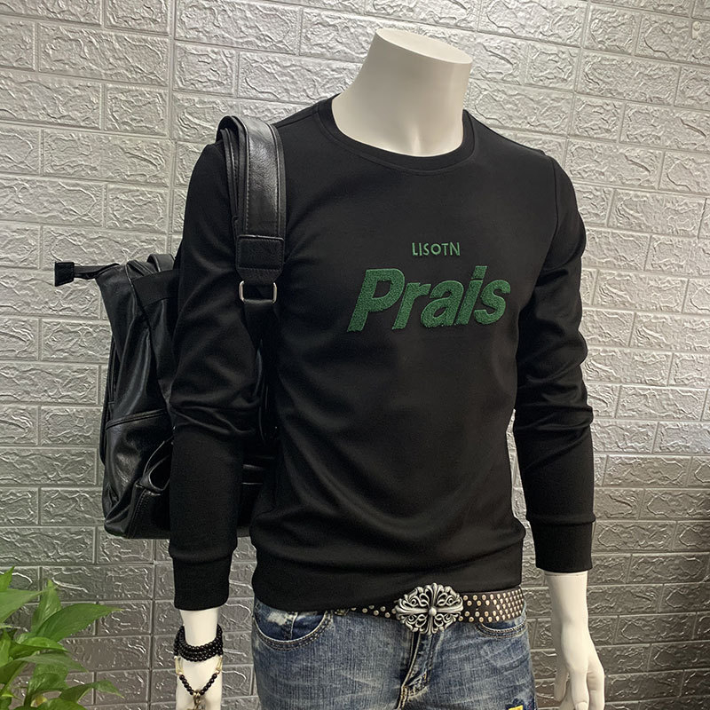 Férfi környakú pulóver, slim fit, hosszú ujjú, pamutkeverék, betűs hímzéssel, tavasz–ősz ideális