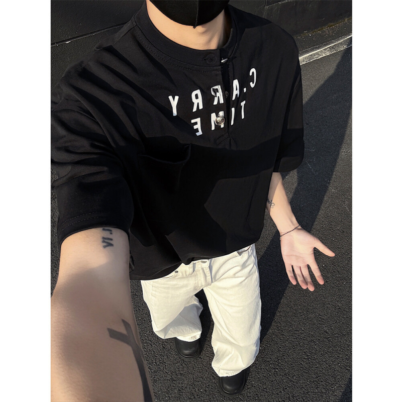 INTFEDAY Muško pamučno T-shirt s Henley ovratnikom, natpis slovima crno-bijeli, korejski Dongdaemun stil, kratki rukavi