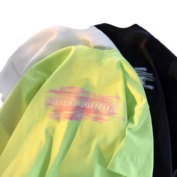 Férfi rövid ujjú pamut T‑shirt geometriás mintával, laza szabás, fehér