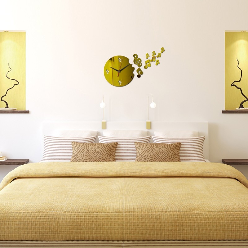 Ceas de perete din acrilic cu oglindă — decor minimalist pentru casă cu note melodice