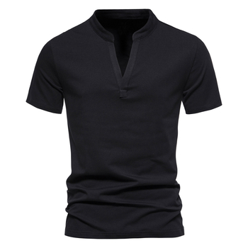 Férfi pamut rövid ujjú T‑shirt mély V-nyakkal és álló gallérrel, nyári viselet