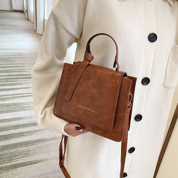 Ženska torbica za jesen-zimu u retro chic stilu, HK stil, teksturirana, mala kvadratna crossbody torbica