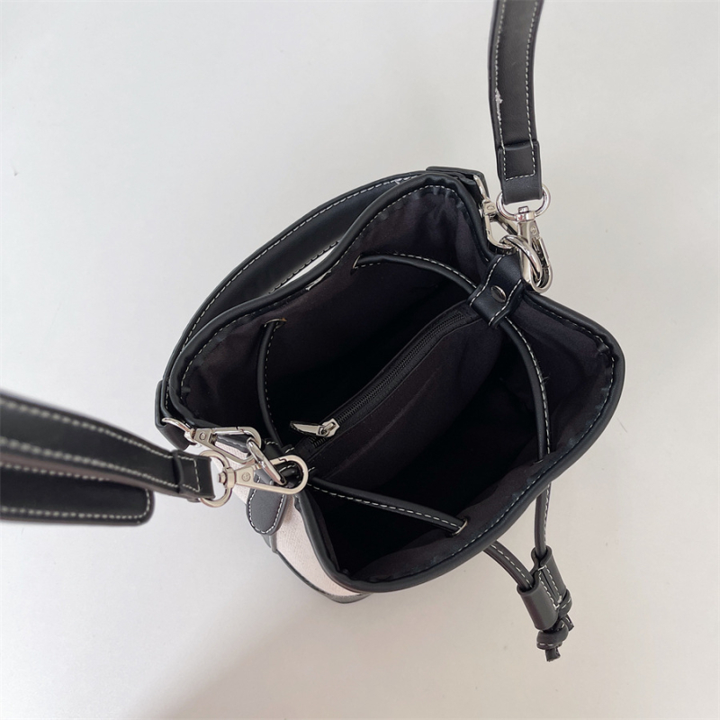 Kanvas torba u stilu Koreje s vrpcom, plisiran dizajn, mala crossbody torbica za žene
