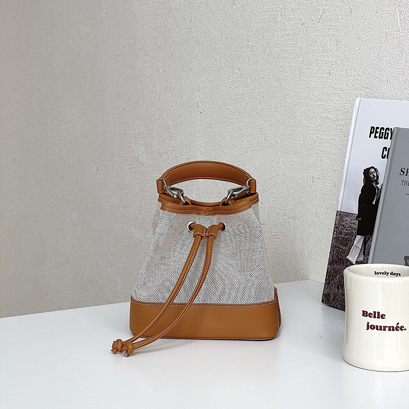 Kanvas torba u stilu Koreje s vrpcom, plisiran dizajn, mala crossbody torbica za žene