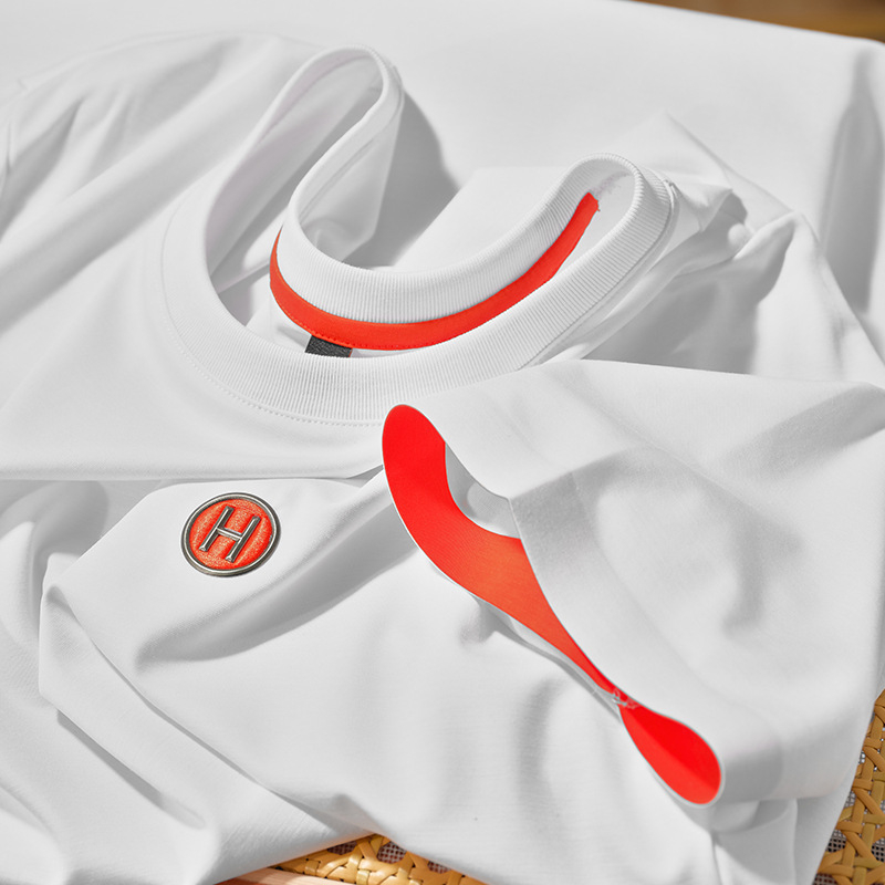 Muški kratki T‑shirt s okruglim izrezom, bez šavova, lagan i prozračan, od mulberry svilenog smjese, visoke kvalitete za ljetni poslovni stil