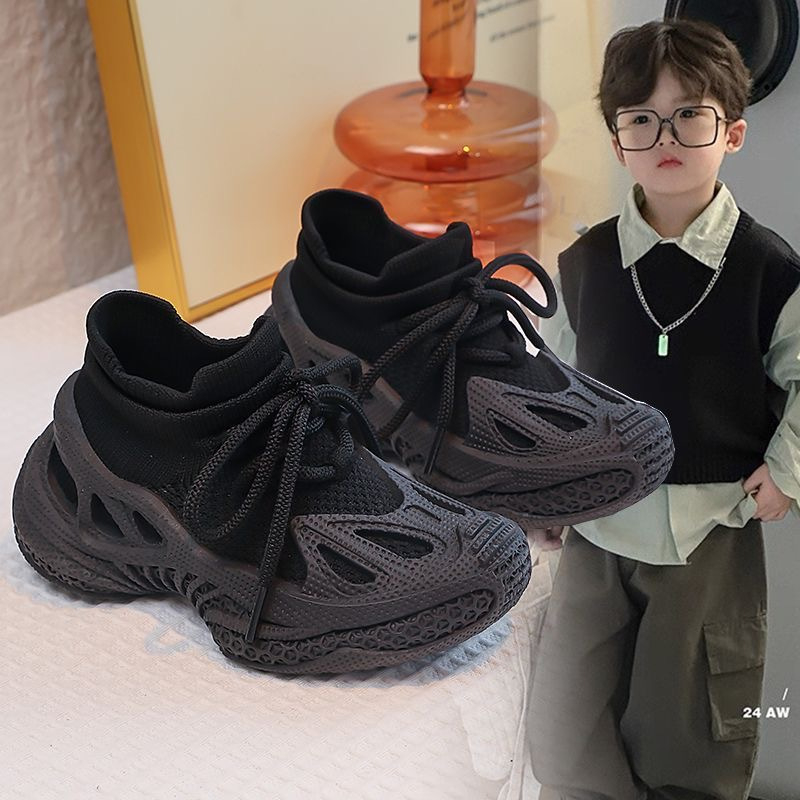 Dječje tenisice s mrežastim gornjim dijelom, prozračan dizajn, debeli đon, casual dad shoes stil, jesen 2025