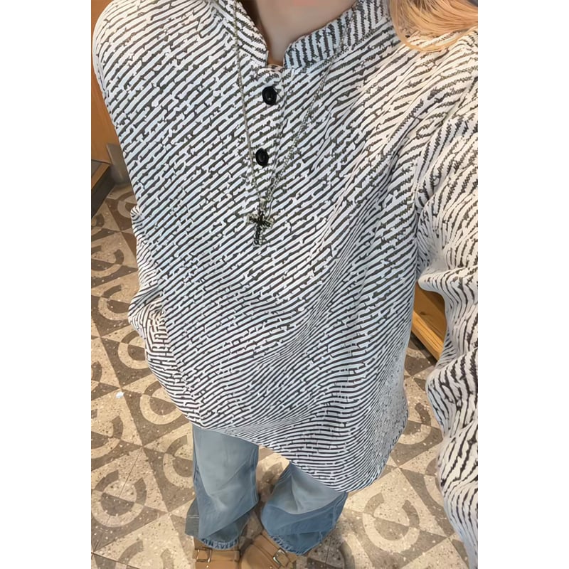 Siva polo majica od chenille s Henley ovratnikom