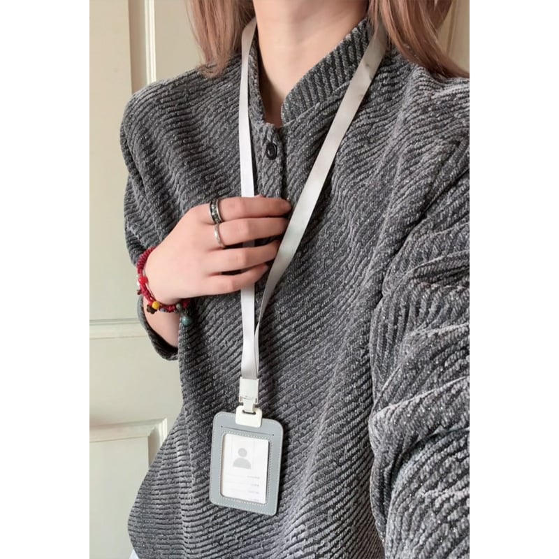 Siva polo majica od chenille s Henley ovratnikom