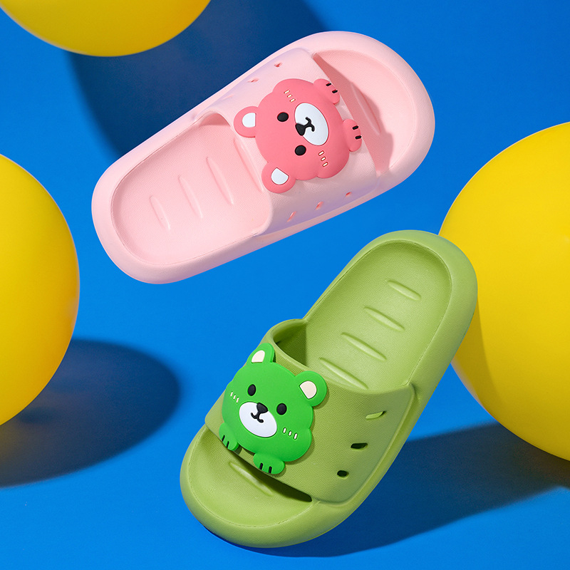 Gyerekeknek szóló cartoon mintás szandál puha talppal, csúszásmentes, szagtalanító, nyári unisex bel- és kültéri viseletre