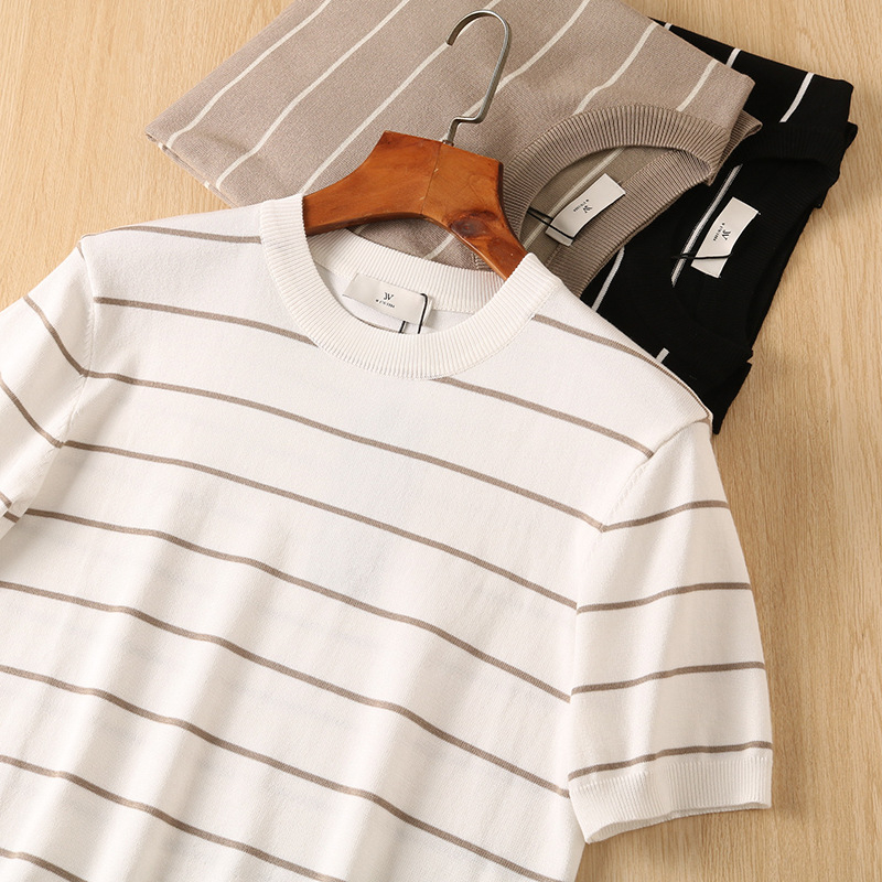 Muški T-shirt s okruglim izrezom, japanskog stila, retro ljeto, udoban svakodnevni komad, slojevita pletenina, kontrastne pruge, kratkih rukava, poslovni casual.
