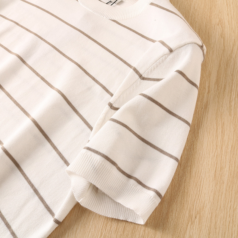 Muški T-shirt s okruglim izrezom, japanskog stila, retro ljeto, udoban svakodnevni komad, slojevita pletenina, kontrastne pruge, kratkih rukava, poslovni casual.