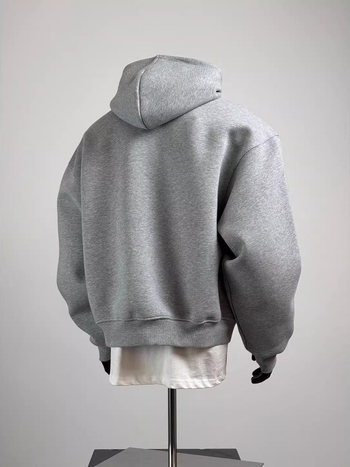 Férfi kapucnis pulóver, egyszínű, fleece-béléssel, laza boxy szabás, téli viselet