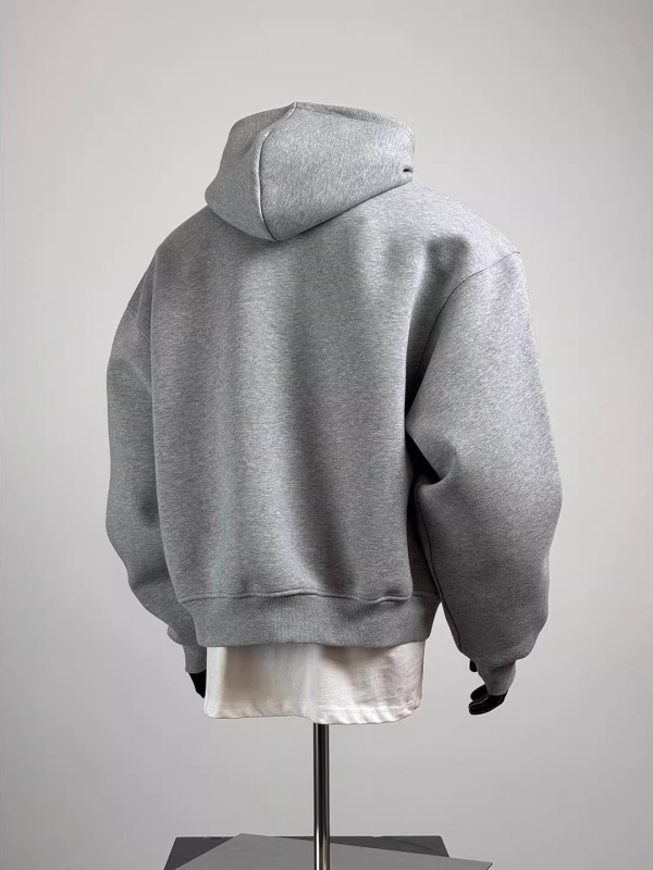 Férfi kapucnis pulóver, egyszínű, fleece-béléssel, laza boxy szabás, téli viselet