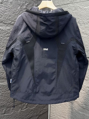 Férfi kapucnis steppelt kabát, vastag tömésű téli modell, workwear-stílusú