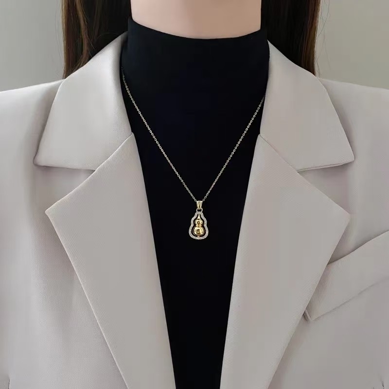 18K zlatom prekriven Ping An Gourd nakit za žene, podesiva duljina 21–50 cm, lanac u obliku vodnih valova, privjesak od titanijskog čelika, retro stil