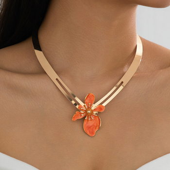Colier choker din aliaj cu floare, design decupat, pentru femei