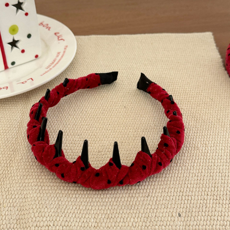 Piros pöttyös hercegnő-stílusú hajcsat, édes, 3D konty és frufru