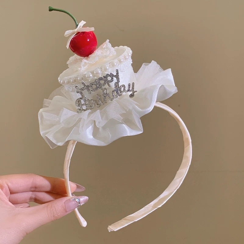 Rođendanska serija: Cherry Cake šešir s čipkastom trakom za kosu i kopčom za kosu — slatki dječji dodaci za zabave i fotografije